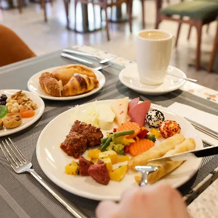 Ibis Styles Kurtkoy Отель